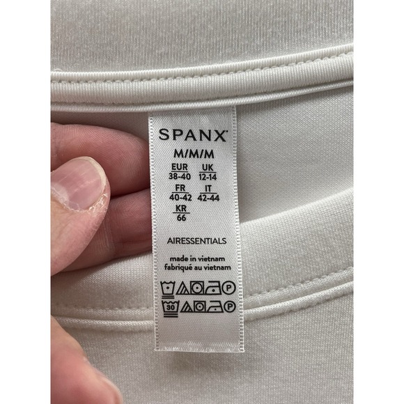 Spanx Air Essentials Women's Medium Cinched Waist T-shirt Dress White Comfort - Picture 3 of 10